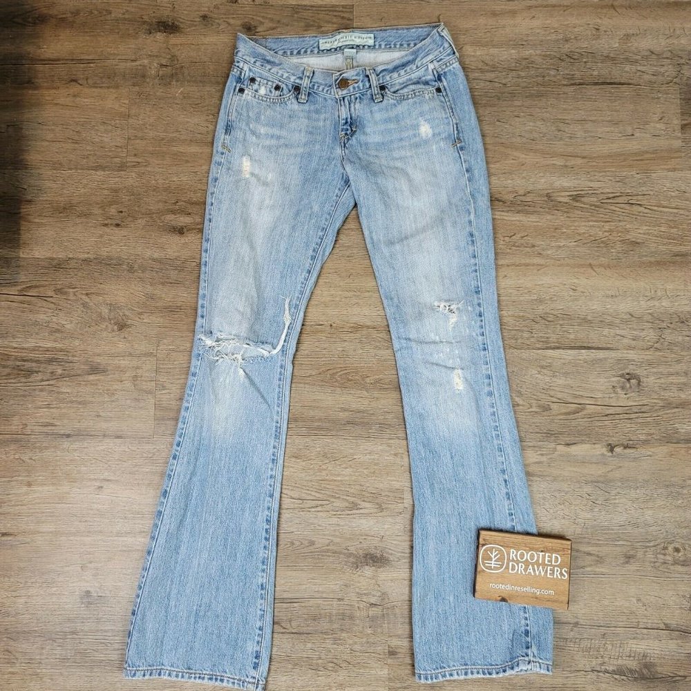 Abercrombie & Fitch Jeans Blue Distressed Light Wash Denim Bootcut Womens 0 Reg